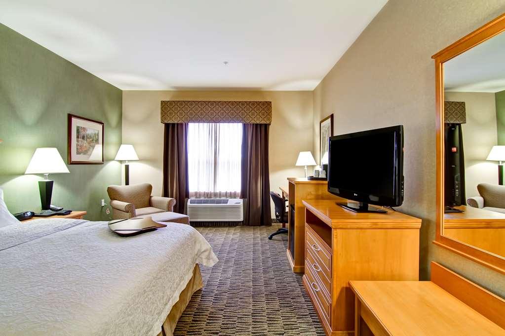 Hampton Inn By Hilton Kamloops Habitación foto