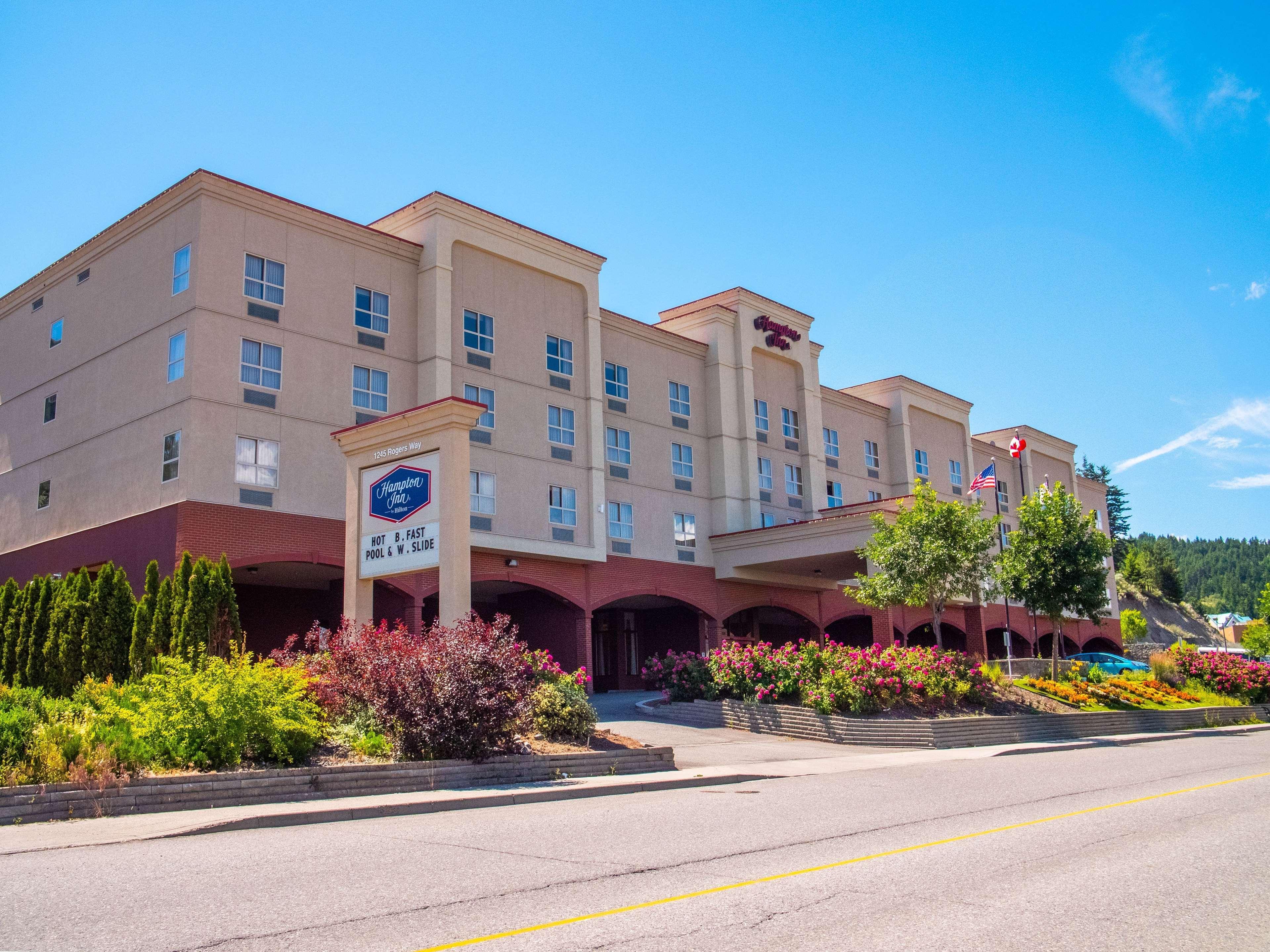 Hampton Inn By Hilton Kamloops Exterior foto