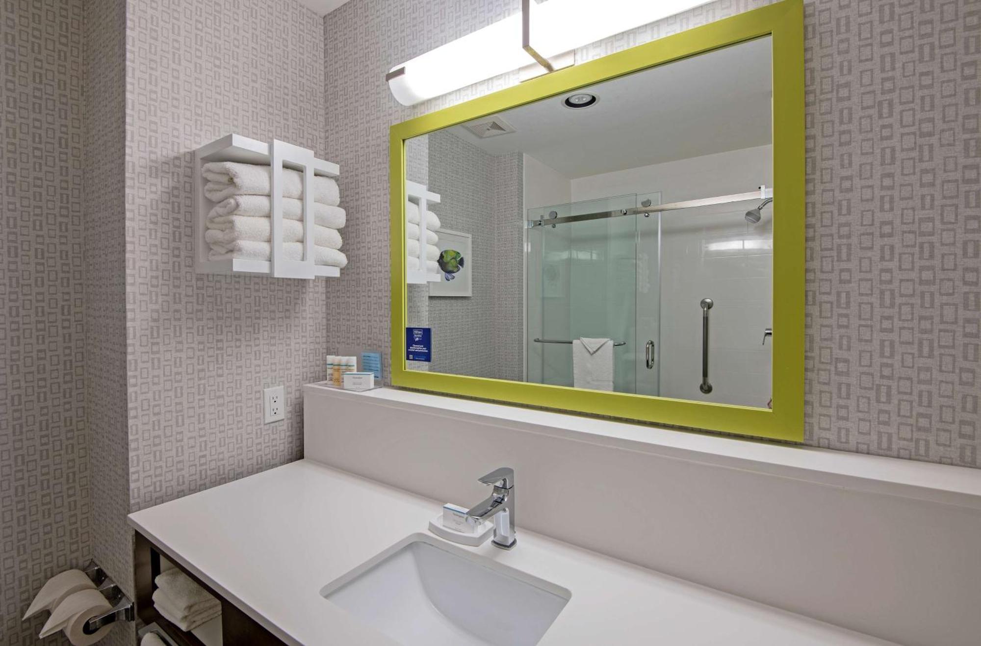 Hampton Inn By Hilton Kamloops Exterior foto